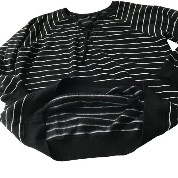 Torrid Black Stripe Lace-Up Fleece Sweatshirt Torrid 0 Size 10-12 Raglan Sleeves - Picture 9 of 12